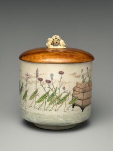 Makuzu Kōzan I (Miyagawa Toranosuke) (Japanese, 1842–1916), Freshwater Jar (Mizusashi), Meiji period (1868–1912), 1870–80s, Stoneware with polychrome overglaze enamels and gold; wood lid, ivory knob (Makuzu ware), H. 5 5/8 in. (14.3 cm); Diam. 6 1/4 in. (5.9 cm), The Metropolitan Museum of Art, Edward C. Moore Collection, Bequest of Edward C. Moore, 1891 (91.1.367a, b)